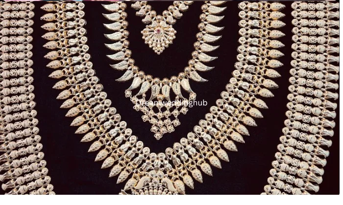 New Pushp Aabhushan jwellery shop